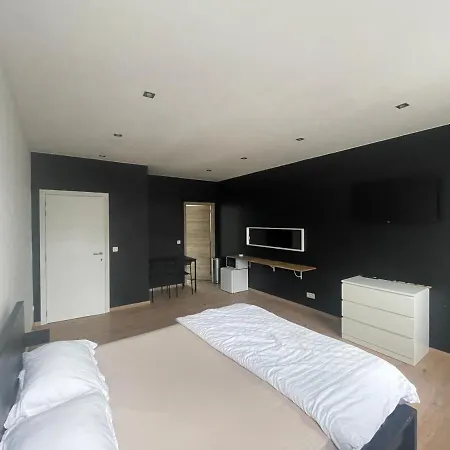 Apartment Of 3